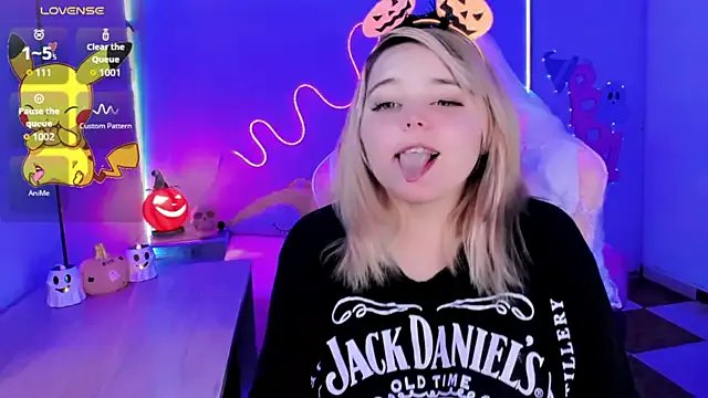 Freechat waifumochi_chan on StripChat