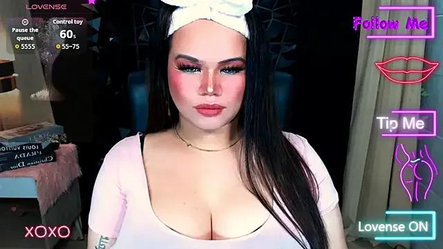 Freechat xHugeHarleySelfsuckerx on StripChat