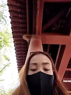 Freechat xiaoliansweet on StripChat