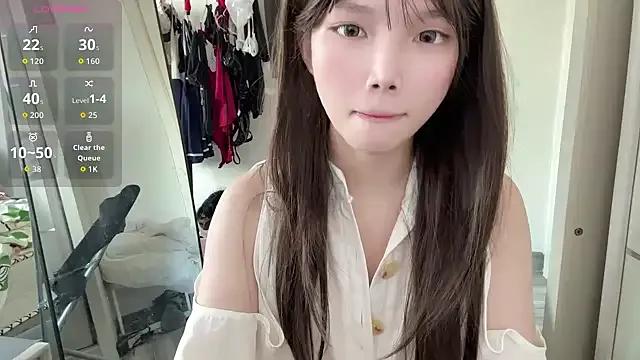 Freechat Yiyi-707 on StripChat