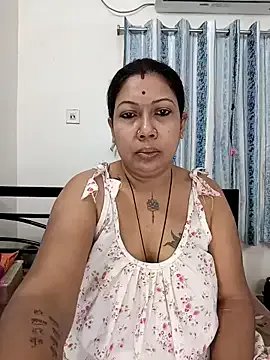 YOUR_LOVELY-40 — NUDE IN PUBLIC