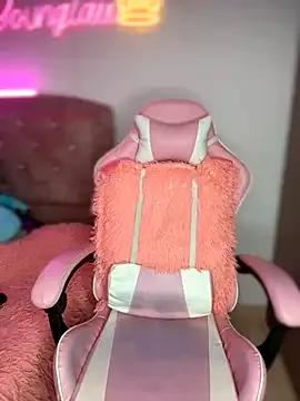 StripChat Yovng___Lau is Private Yovng___Lau — play dildo outside tits