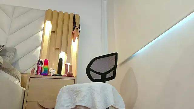 Freechat Zafiro_Gem_ on StripChat