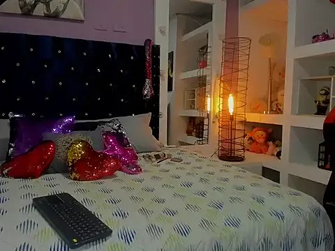 Freechat Zaira_sofiaa on StripChat