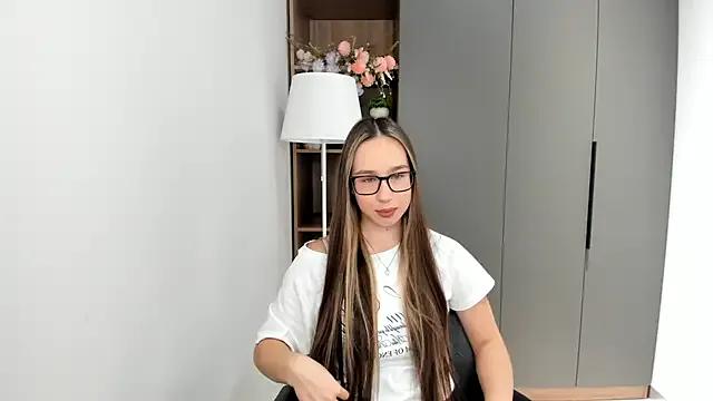 StripChat ZitaCring is Private ZitaCring — I'll get up and show you my outfit